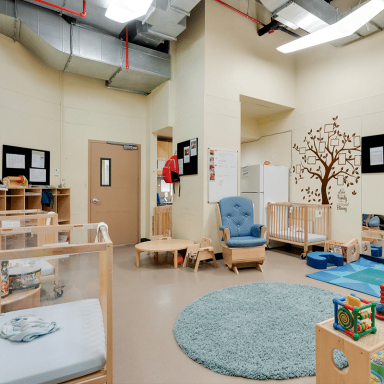 Montessori Preschool Furniture Daycare Center Set