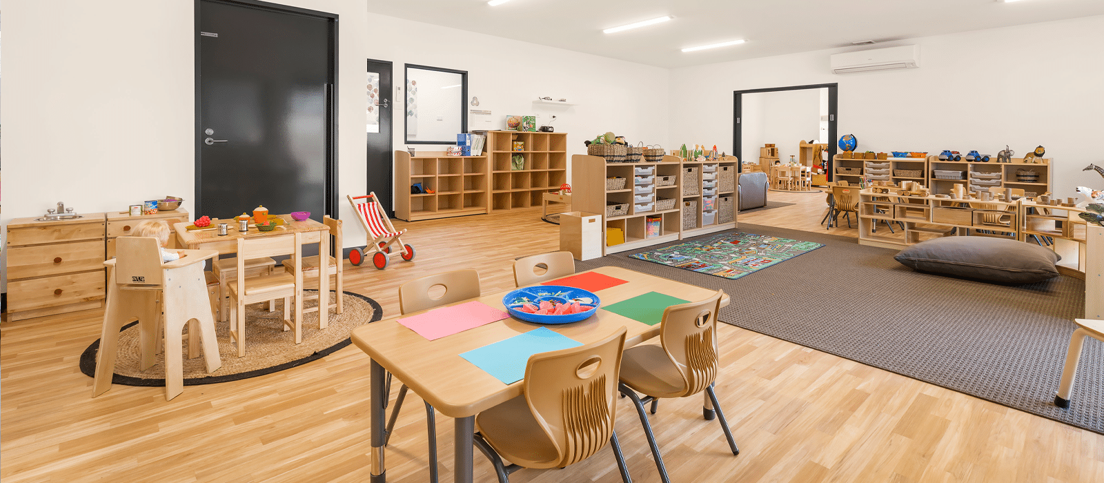 Choosing the Right Montessori Furniture for Your Preschool XIHA