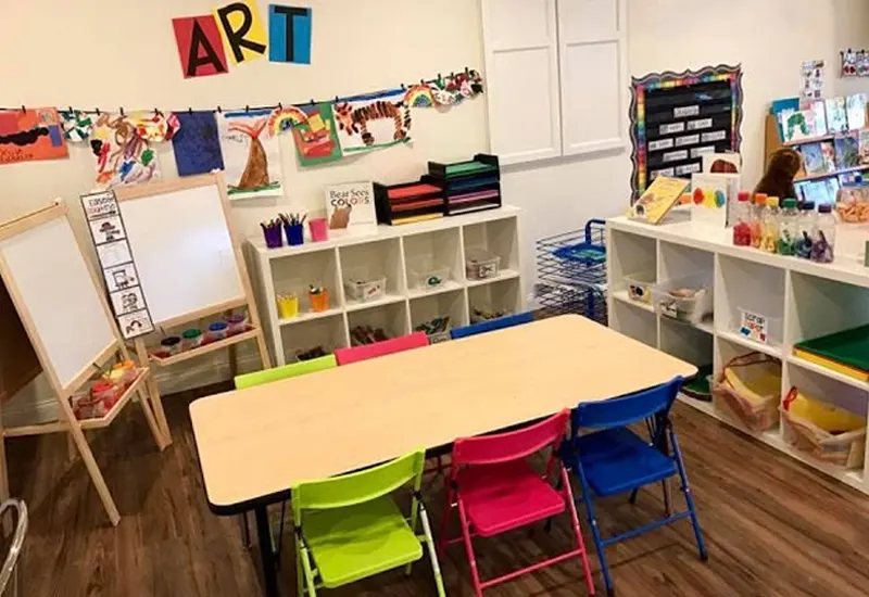 Daycare Art Center