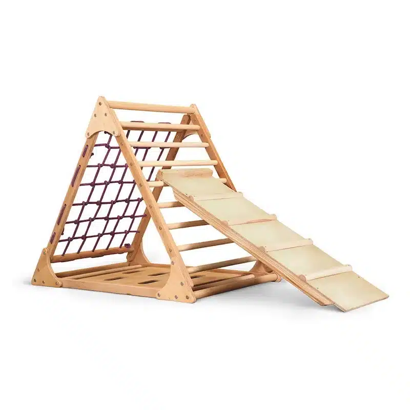 Climbing frame with 3-sided