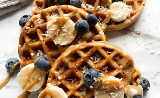Healthy Banana Waffles