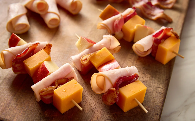 Mini Cheese and Turkey Skewers
