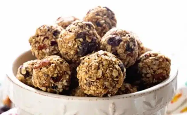 Oatmeal Raisin Energy Bites