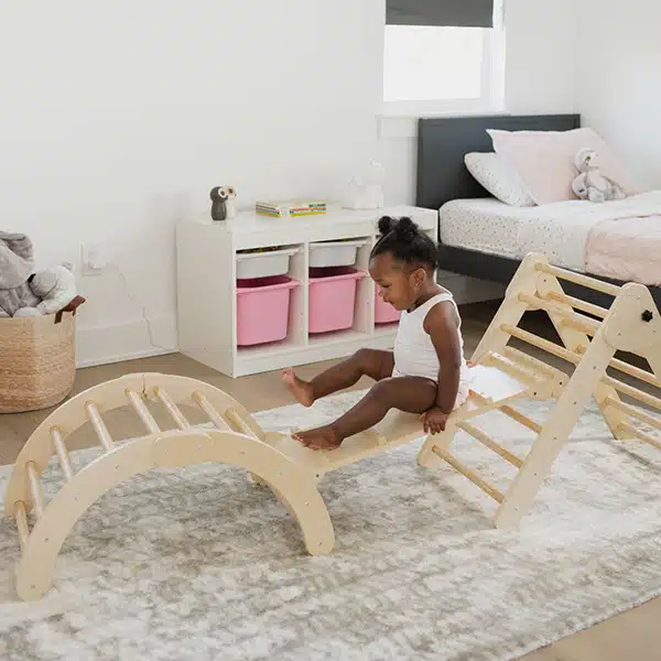 Hands and Knees Play