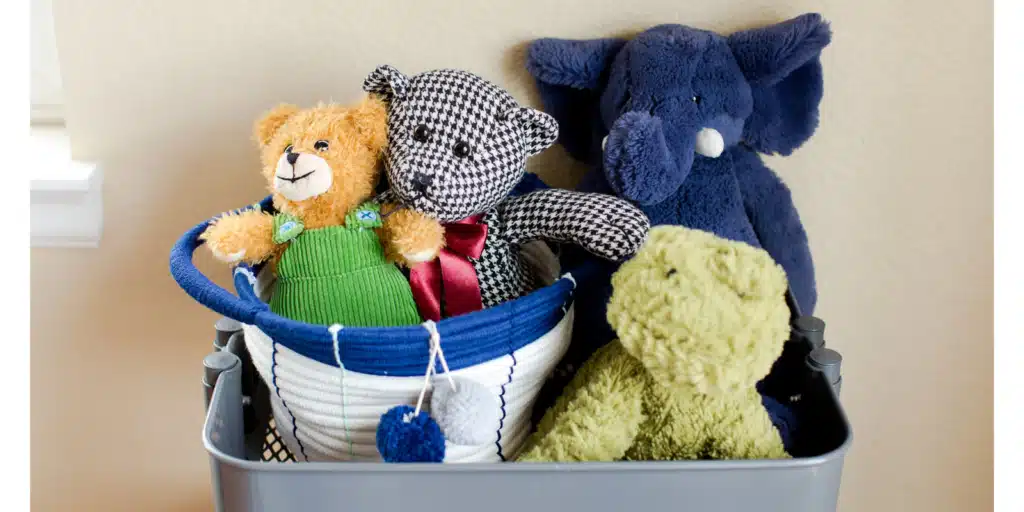 What Toys Could a Preschooler Play With different age.webp