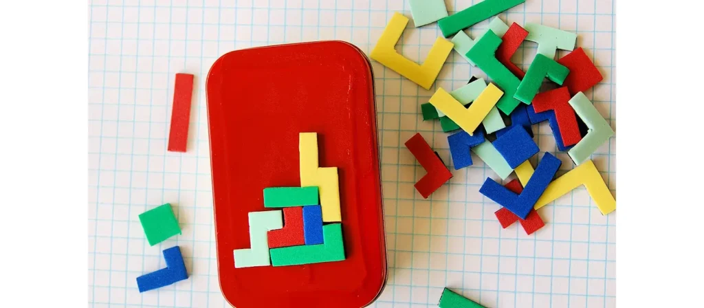 Unlocking Play Schemas: The Essential Guide to Child Development 19 preschool activity Secret Pockets