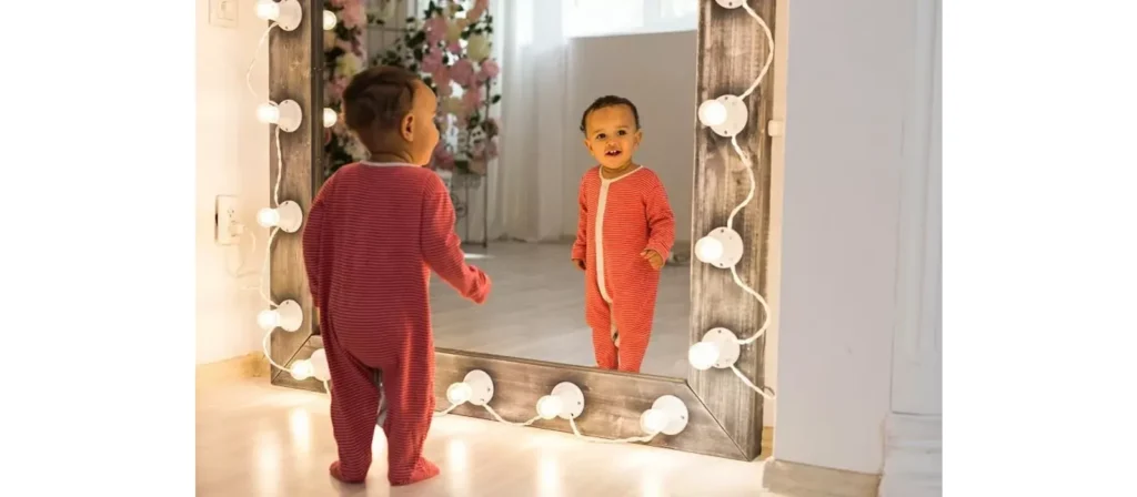 What Is Mirror Play? Benefits Activities 4 Identify Body Parts